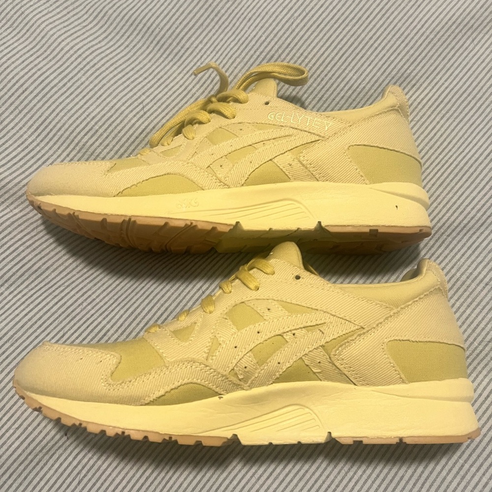 Asics Gel-Lyte Yellow Sneakers in matcha